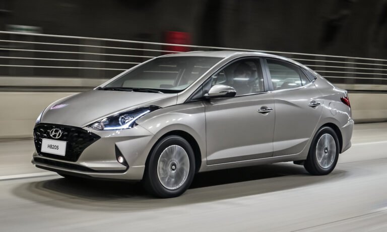 Hyundai-HB20S-1_edited